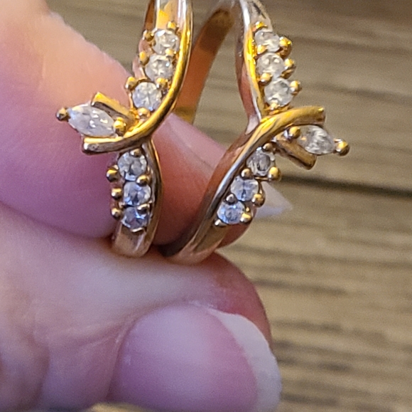 Rings - Picture 4 of 4